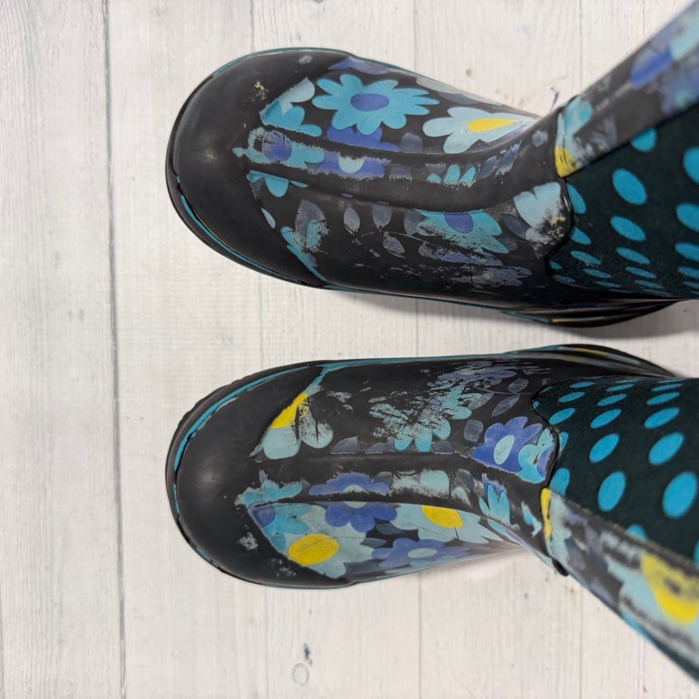 BOGS classic snow boots girls black and blue polka dot floral kids size 13 - Picture 6 of 11